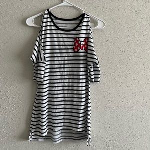 Cold shoulder Minnie top